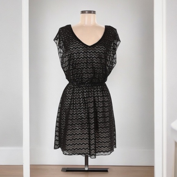 SpeechLess Casual Dress l SIZE M - Picture 1 of 6